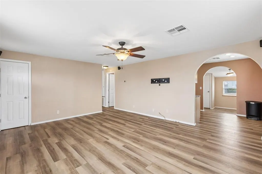Photo 5 — 230 SE 60th Street, Oklahoma City, OK 73149
