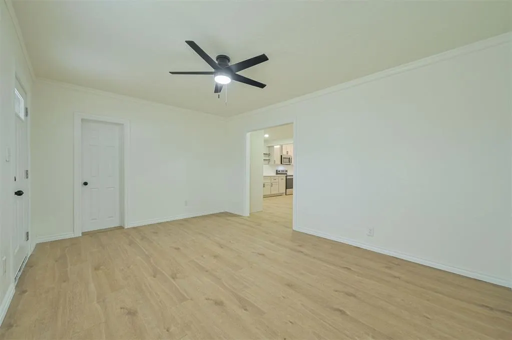 Photo 6 — 2317 SW 30th Street, Oklahoma City, OK 73119