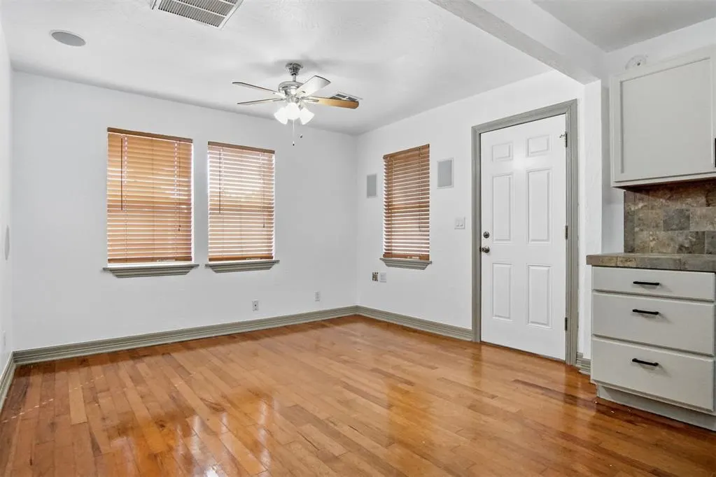 Photo 8 — 527 N Lahoma Avenue, Norman, OK 73069