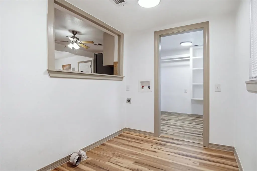 Photo 12 — 527 N Lahoma Avenue, Norman, OK 73069