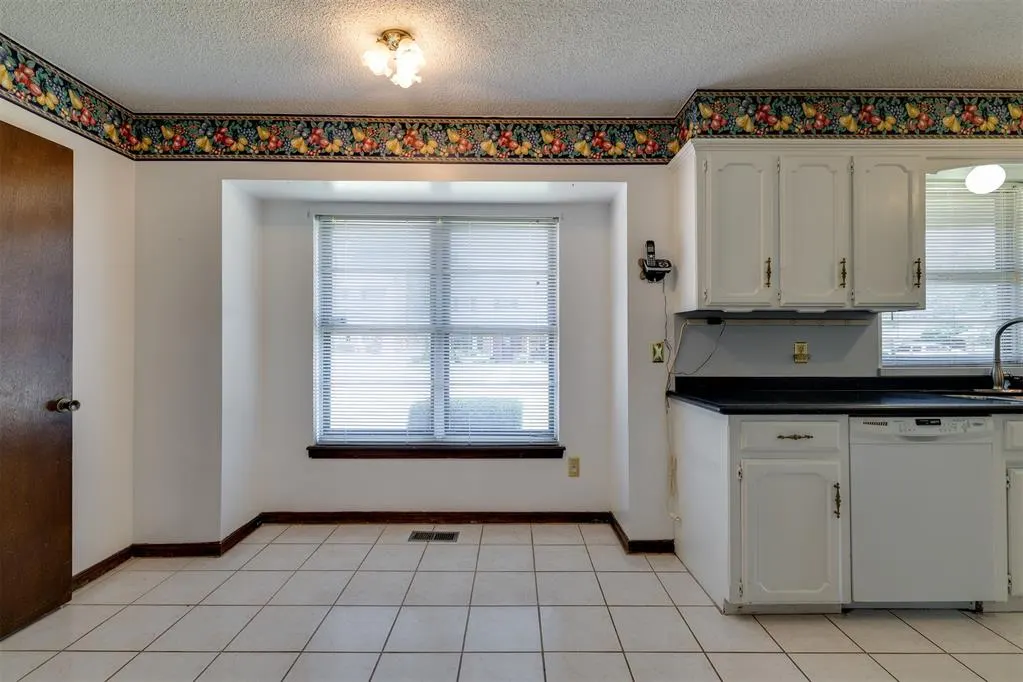 Photo 15 — 2615 NW 115th Place, Oklahoma City, OK 73120