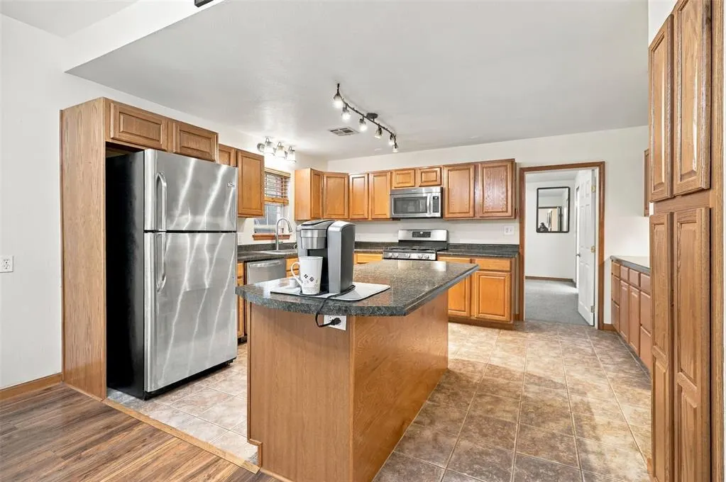 Photo 2 — 24365 S 449 Avenue, Depew, OK 74028