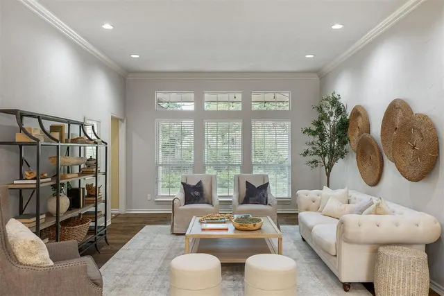 Photo 2 — 6108 Plum Thicket Road, Oklahoma City, OK 73162