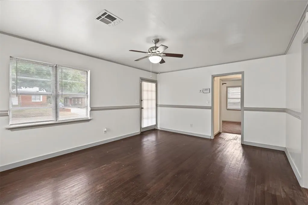 Photo 4 — 4220 NW 15th Street, Oklahoma City, OK 73107