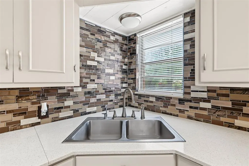 Photo 6 — 4220 NW 15th Street, Oklahoma City, OK 73107