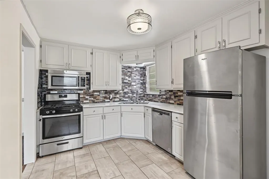 Photo 7 — 4220 NW 15th Street, Oklahoma City, OK 73107