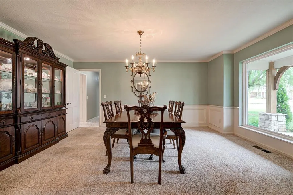 Photo 17 — 806 Glenmanor Drive, Midwest City, OK 73110