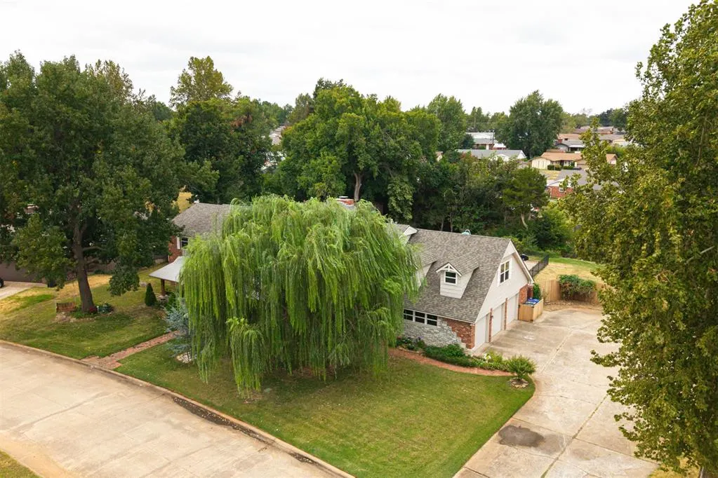 Photo 39 — 806 Glenmanor Drive, Midwest City, OK 73110