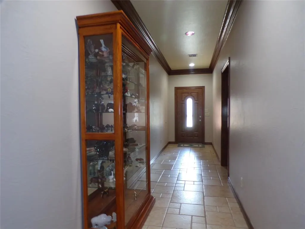 Photo 5 — 133 W 6th Street, Hydro, OK 73048