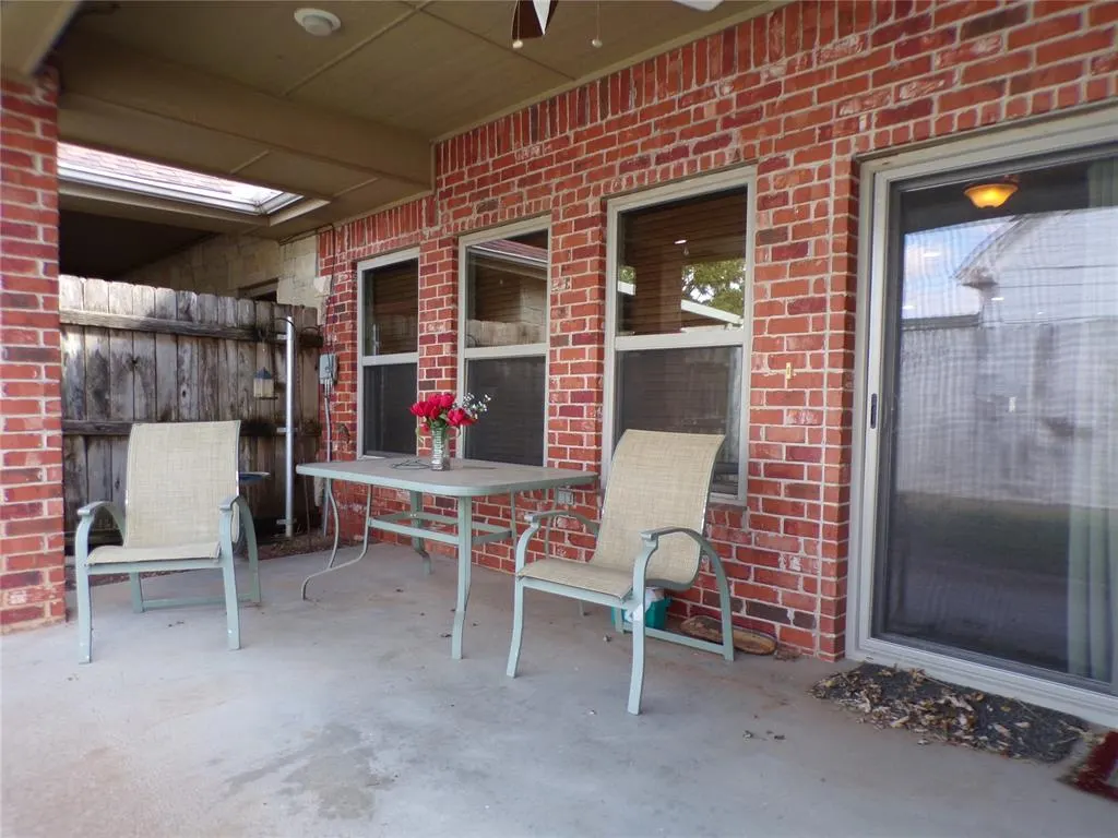 Photo 39 — 133 W 6th Street, Hydro, OK 73048