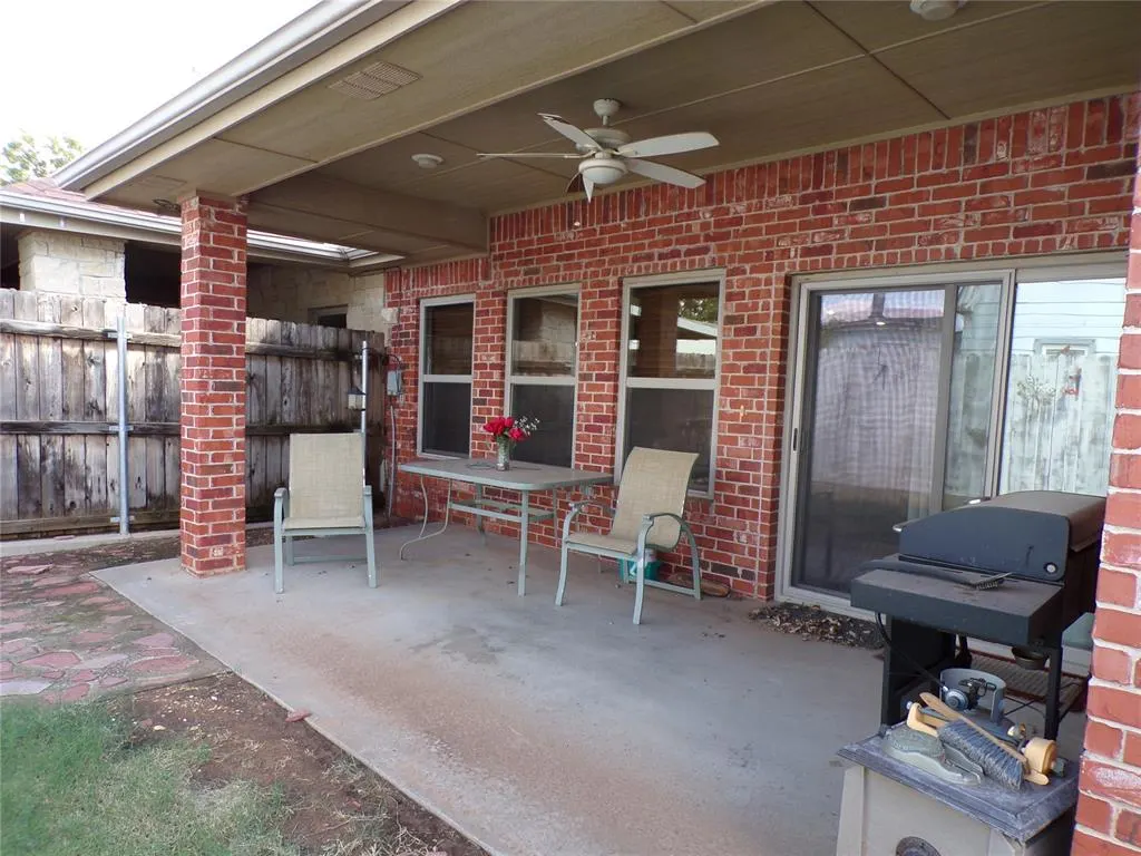 Photo 40 — 133 W 6th Street, Hydro, OK 73048