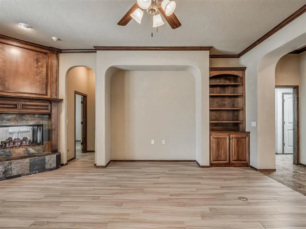 Photo 5 — 2704 SW 96th Circle, Oklahoma City, OK 73159