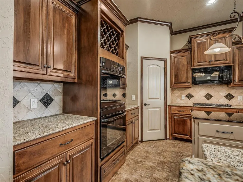 Photo 20 — 2704 SW 96th Circle, Oklahoma City, OK 73159
