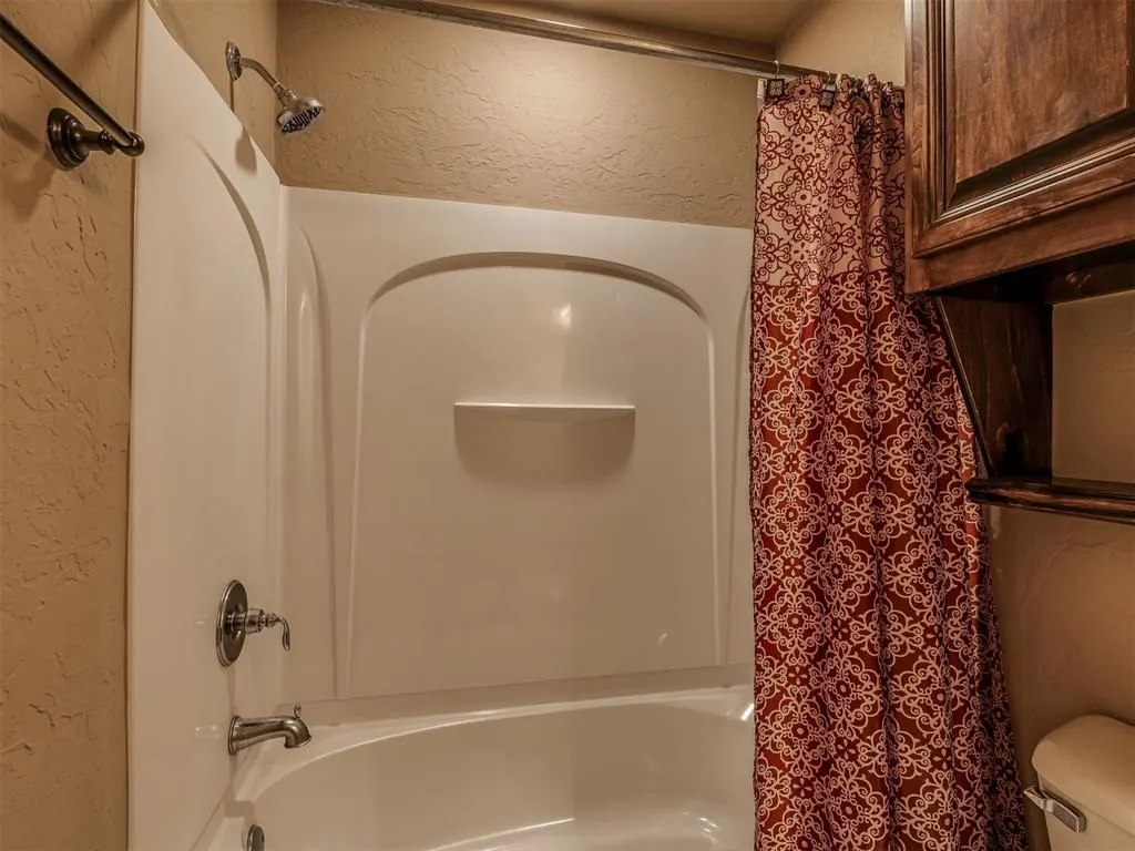 Photo 39 — 2704 SW 96th Circle, Oklahoma City, OK 73159
