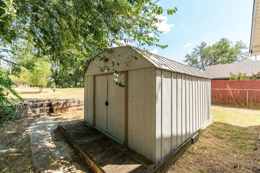 Photo 29 — 319 S Oklahoma Avenue, Shawnee, OK 74801