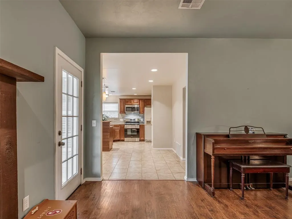 Photo 12 — 16 Pentree Drive, Oklahoma City, OK 73149