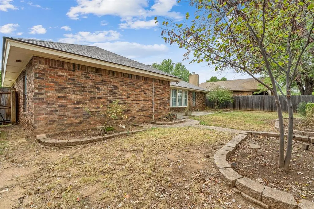 Photo 38 — 2516 Brookdale Avenue, Edmond, OK 73034