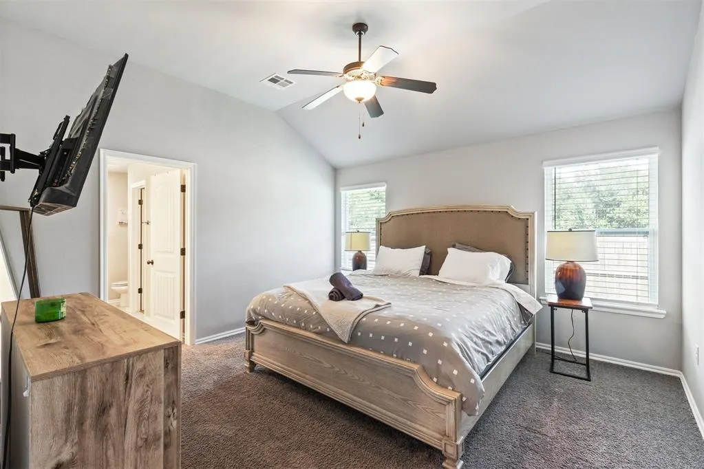 Photo 9 — 11401 SW 8th Circle, Yukon, OK 73099