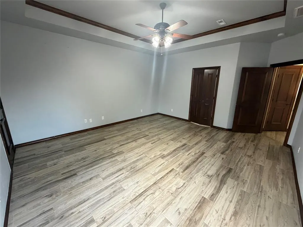 Photo 7 — 1017 W Camellia Way, Mustang, OK 73064