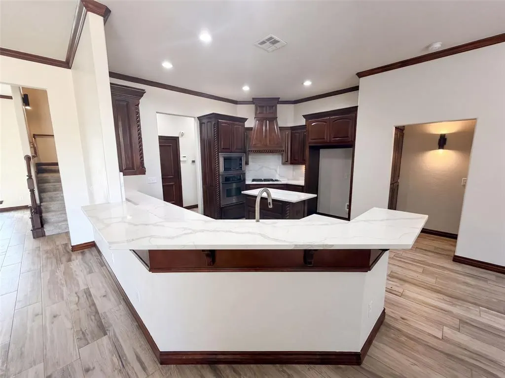 Photo 18 — 1017 W Camellia Way, Mustang, OK 73064