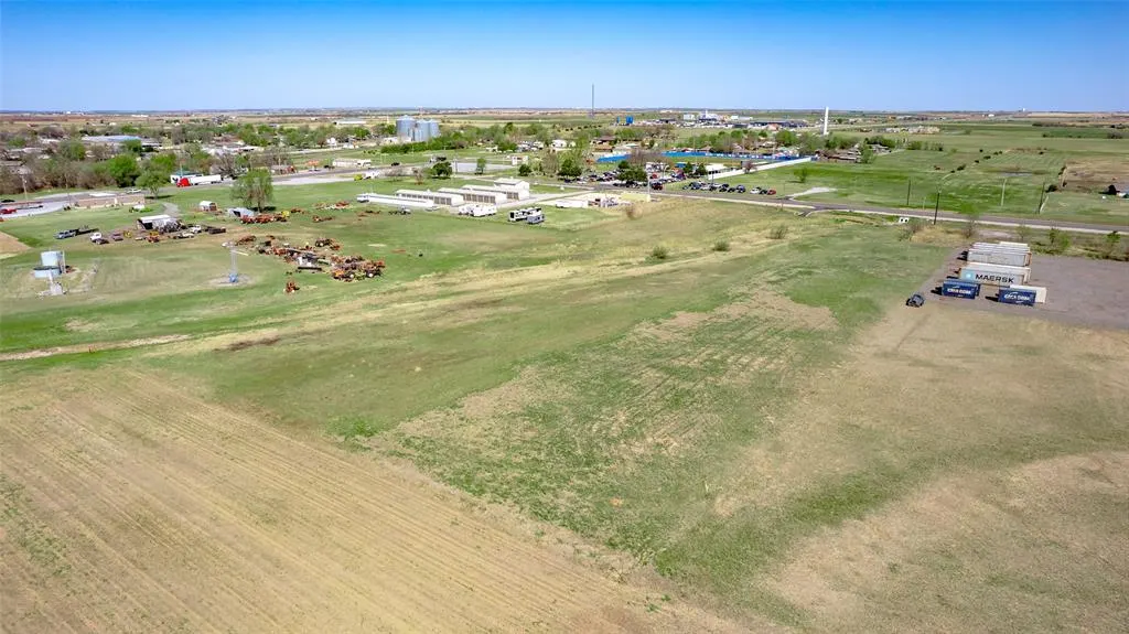 Photo 5 — 20880 Highway 152, Union City, OK 73090