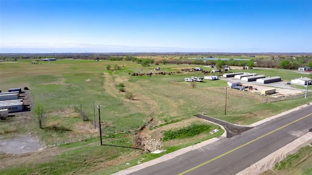 Photo 12 — 20880 Highway 152, Union City, OK 73090