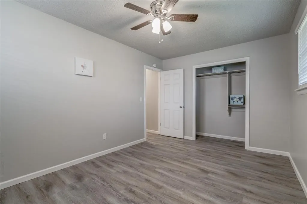 Photo 10 — 1020 NW 20th, Moore, OK 73160