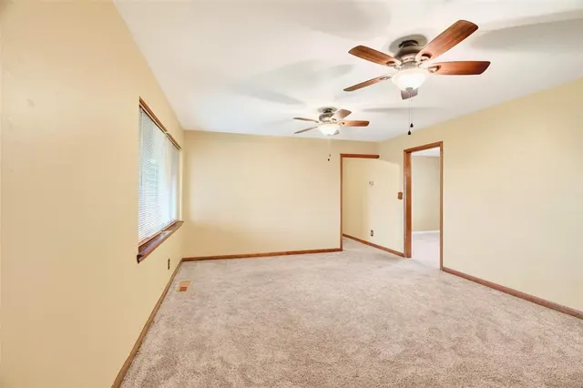 Photo 5 — 860 Park Avenue, Watonga, OK 73772