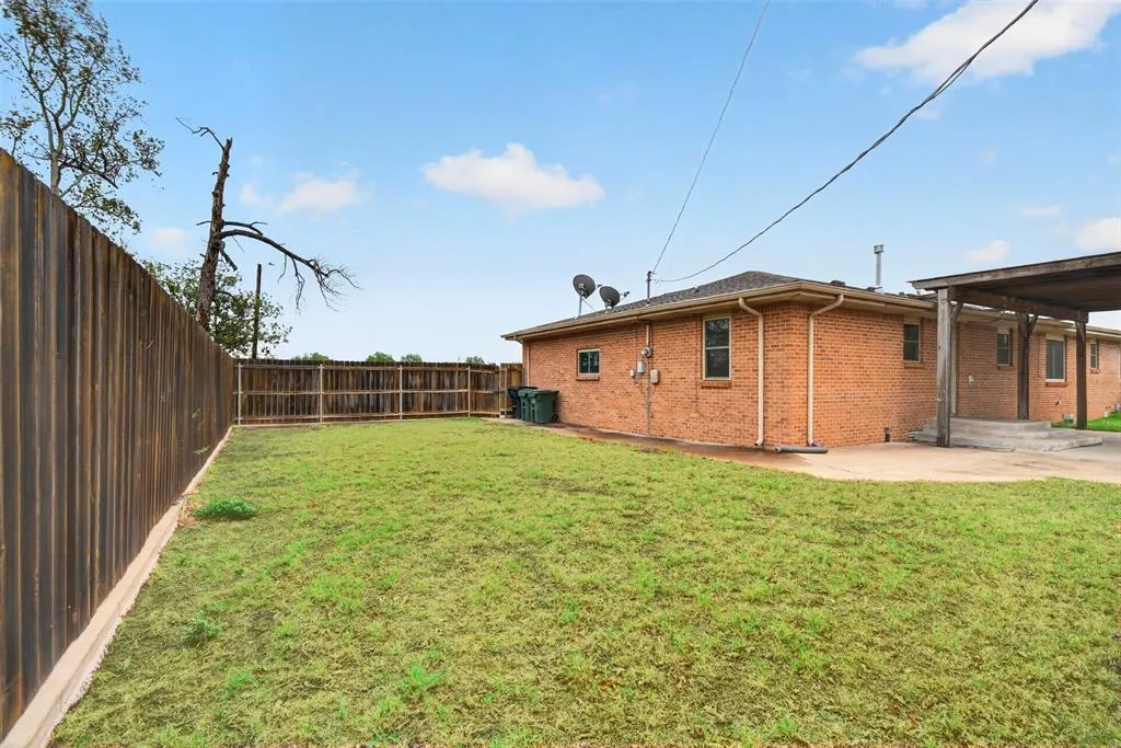 Photo 24 — 860 Park Avenue, Watonga, OK 73772