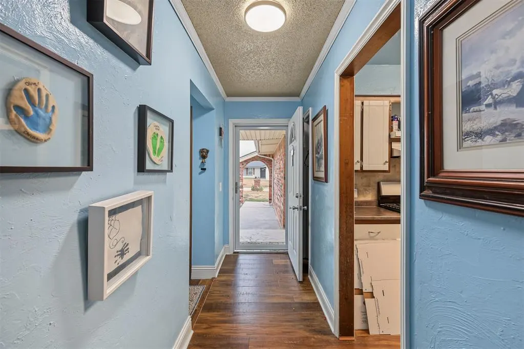 Photo 4 — 8724 Dena Lane, Oklahoma City, OK 73132