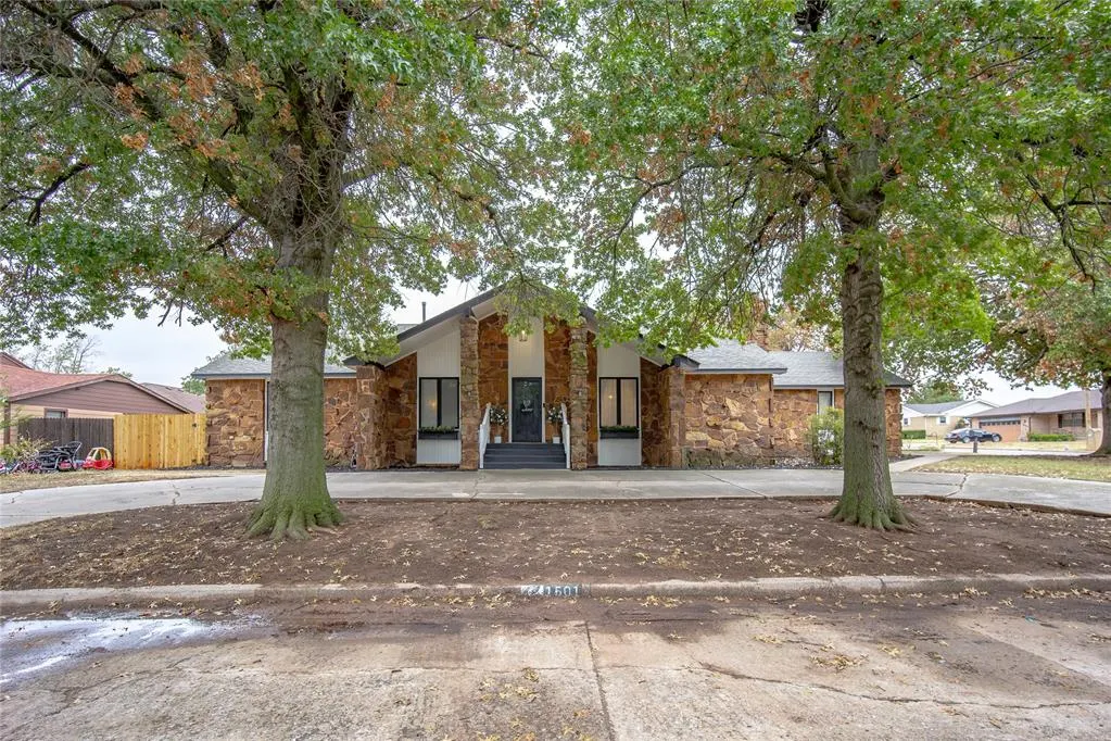 Front exterior — 1501 W Hickory Street, El Reno, OK 73036