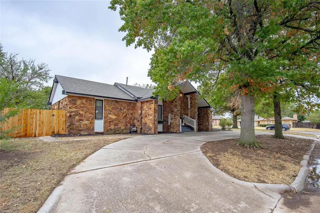 Photo 2 — 1501 W Hickory Street, El Reno, OK 73036