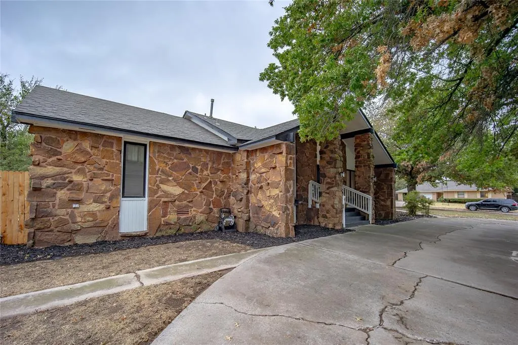 Photo 4 — 1501 W Hickory Street, El Reno, OK 73036