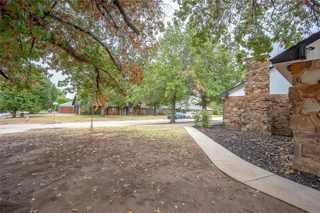 Photo 6 — 1501 W Hickory Street, El Reno, OK 73036