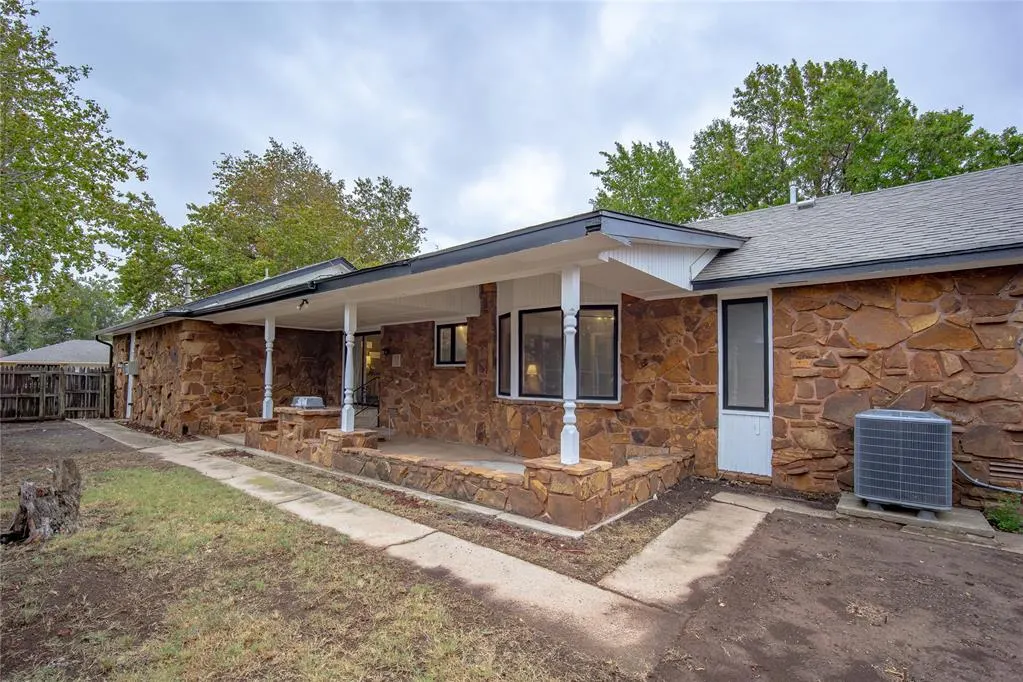 Photo 39 — 1501 W Hickory Street, El Reno, OK 73036