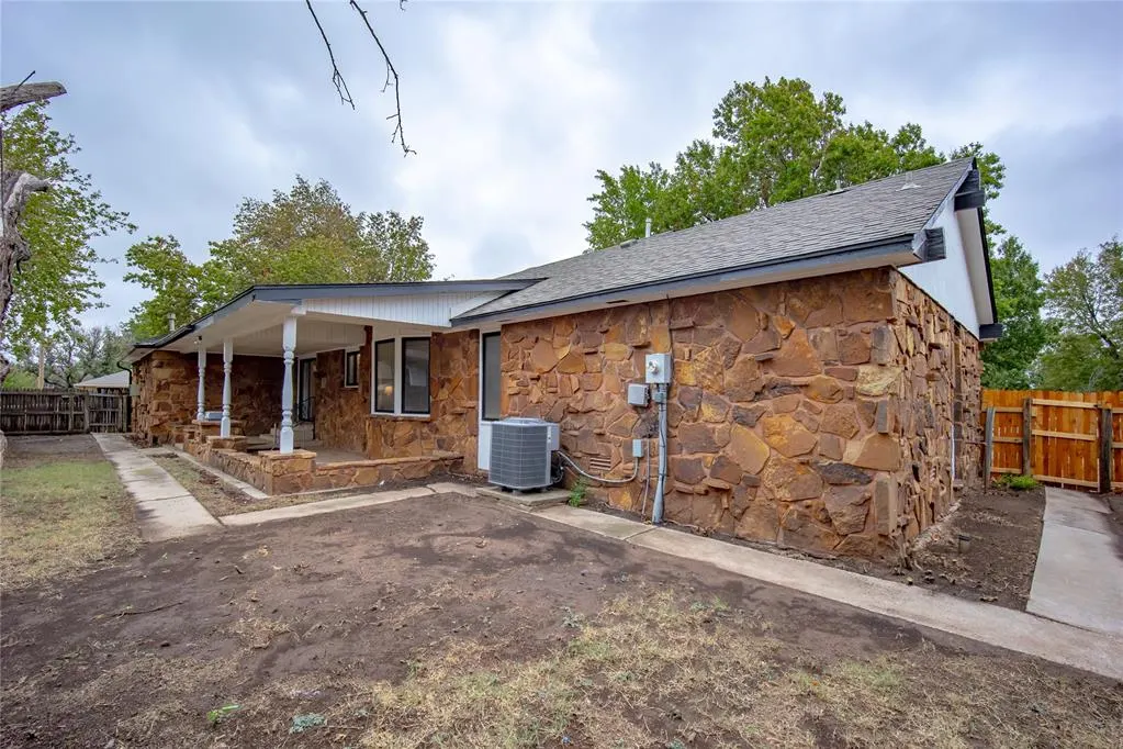 Photo 40 — 1501 W Hickory Street, El Reno, OK 73036