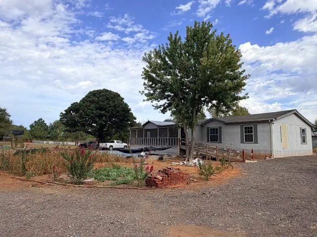 Front exterior — 17867 Rockwell Avenue, Lindsay, OK 73052