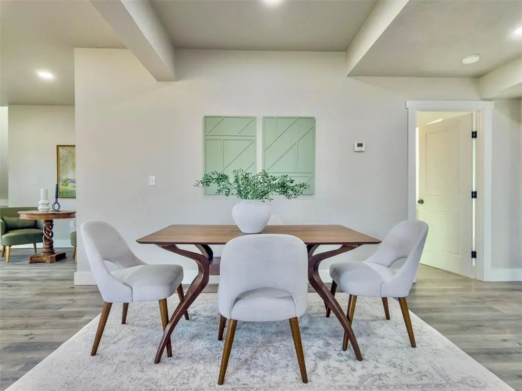 Photo 8 — 705 E Springer Avenue, Guthrie, OK 73044