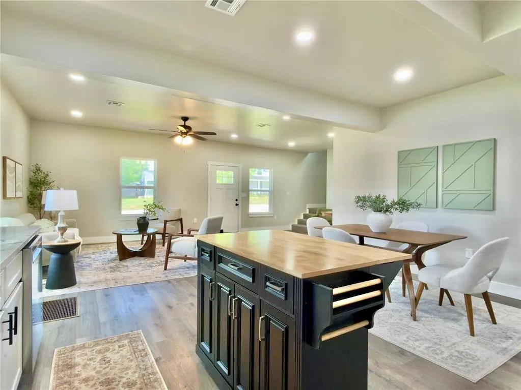 Photo 14 — 705 E Springer Avenue, Guthrie, OK 73044