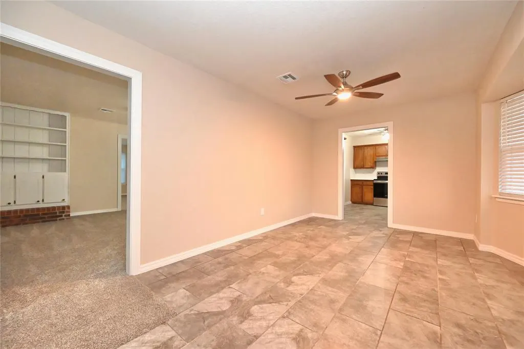 Photo 2 — 107 Glenwood Drive, Chickasha, OK 73018