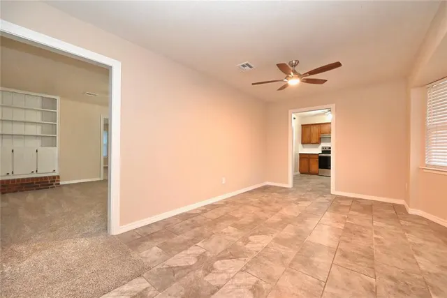 Photo 2 — 107 Glenwood Drive, Chickasha, OK 73018