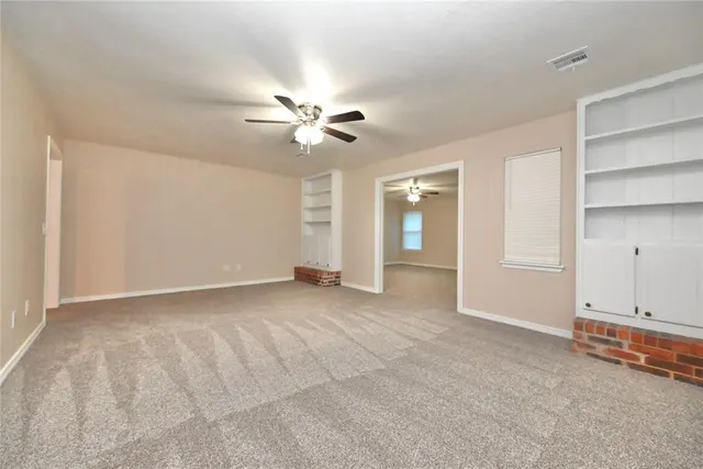 Photo 4 — 107 Glenwood Drive, Chickasha, OK 73018