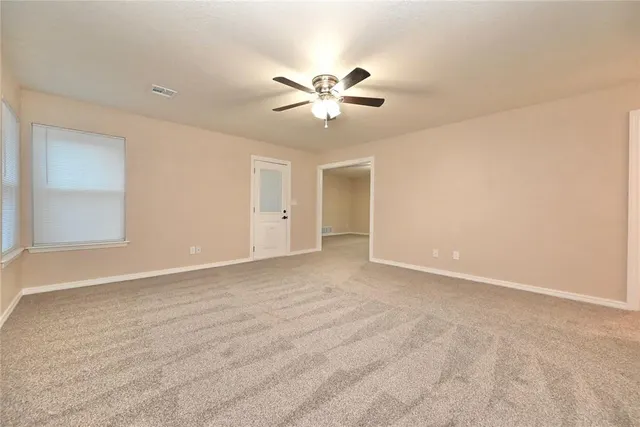 Photo 6 — 107 Glenwood Drive, Chickasha, OK 73018