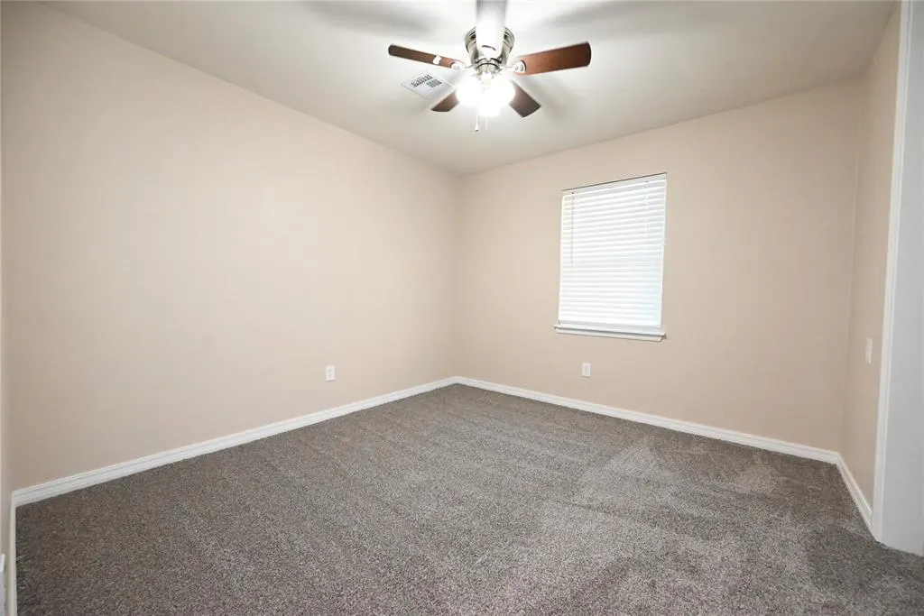 Photo 13 — 107 Glenwood Drive, Chickasha, OK 73018