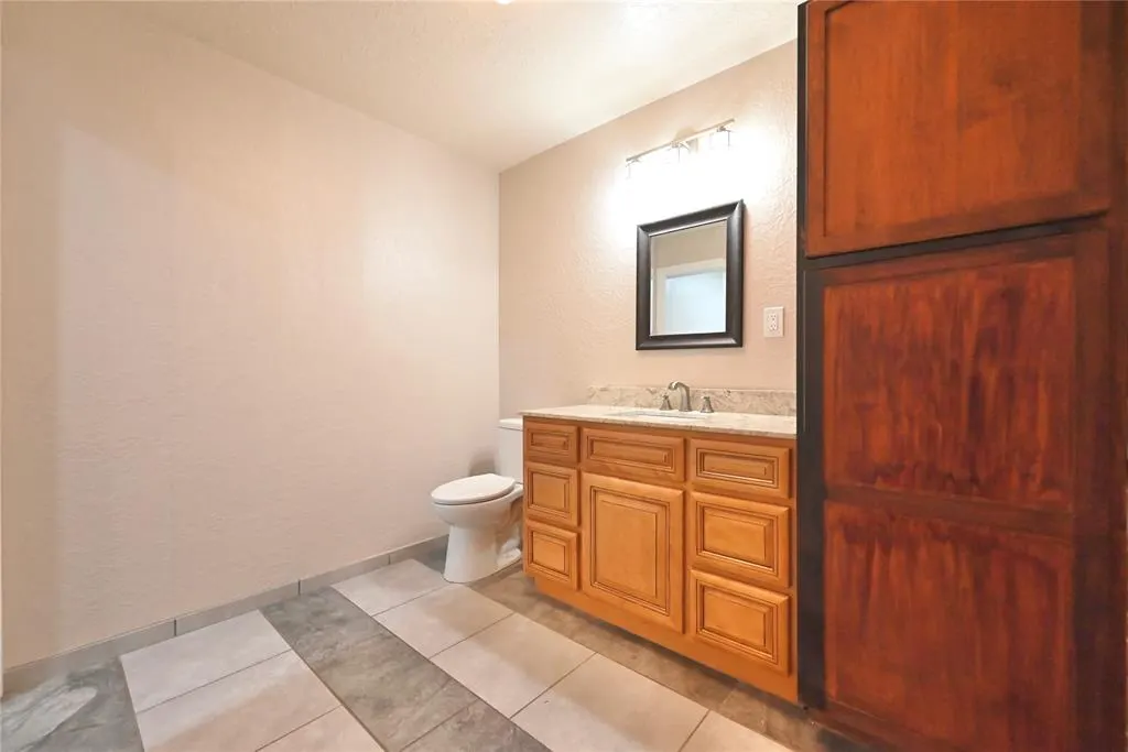 Photo 15 — 107 Glenwood Drive, Chickasha, OK 73018