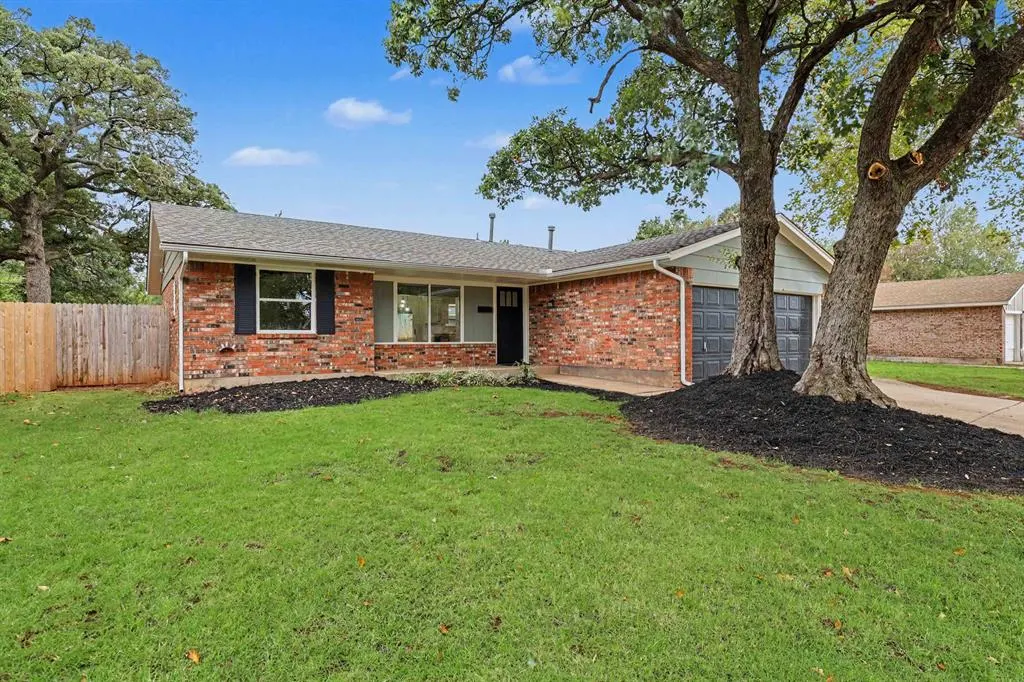 Photo 2 — 3108 Simmons Drive, Del City, OK 73115
