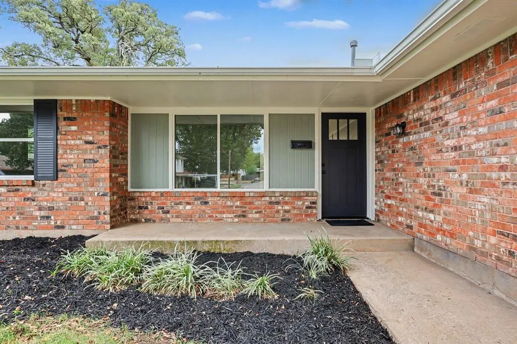 Photo 3 — 3108 Simmons Drive, Del City, OK 73115