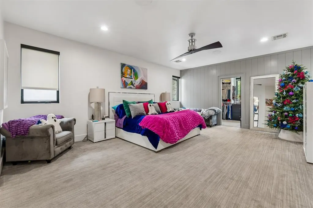 Photo 15 — 2824 Guilford Lane, Oklahoma City, OK 73120