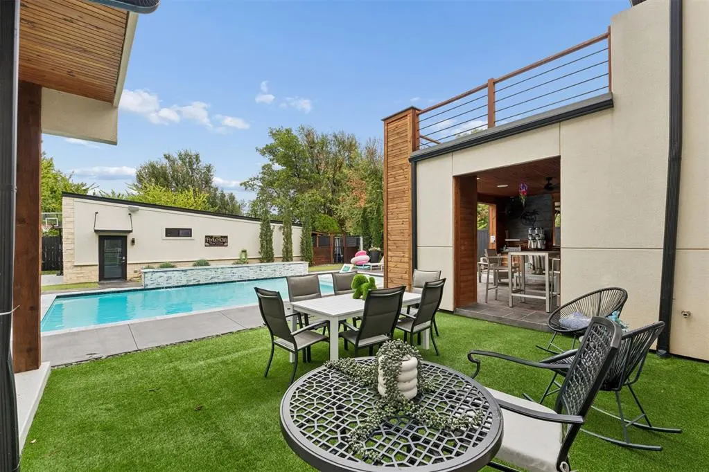 Photo 37 — 2824 Guilford Lane, Oklahoma City, OK 73120