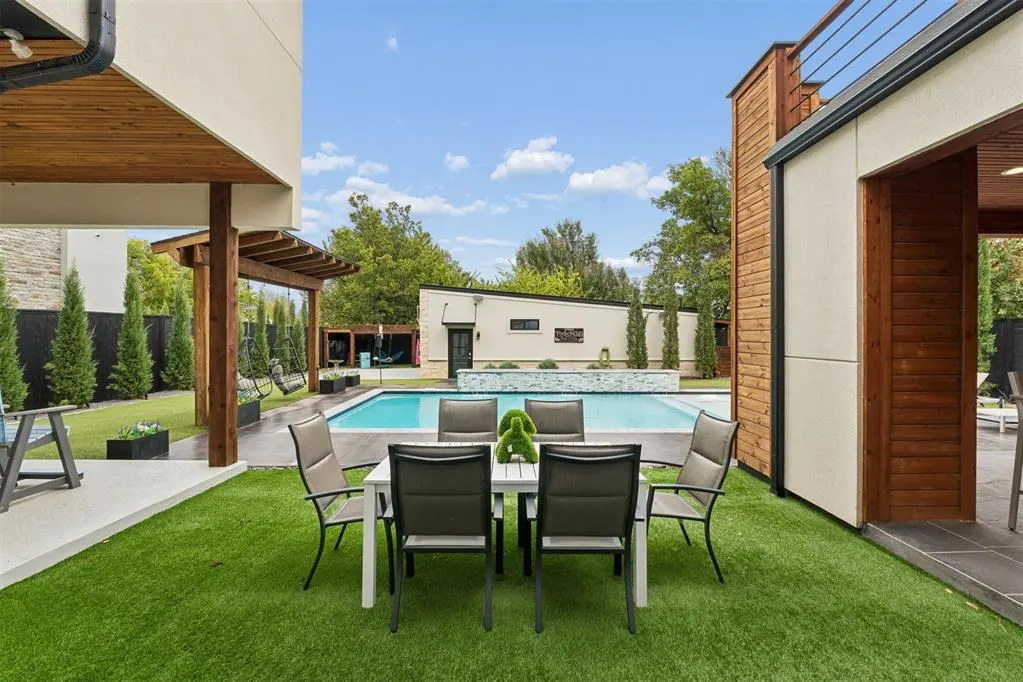 Photo 38 — 2824 Guilford Lane, Oklahoma City, OK 73120